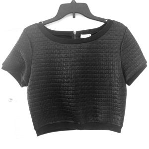 Leith Black Textured Zippered Crop Top